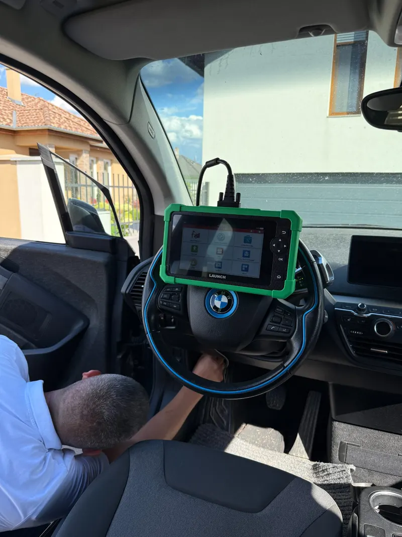BMW i3 futómű és gumiabroncs ellenőrzése