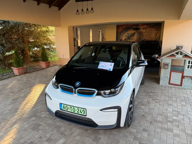 AVILOO akkumulátor teszt elvégzése elektromos autón